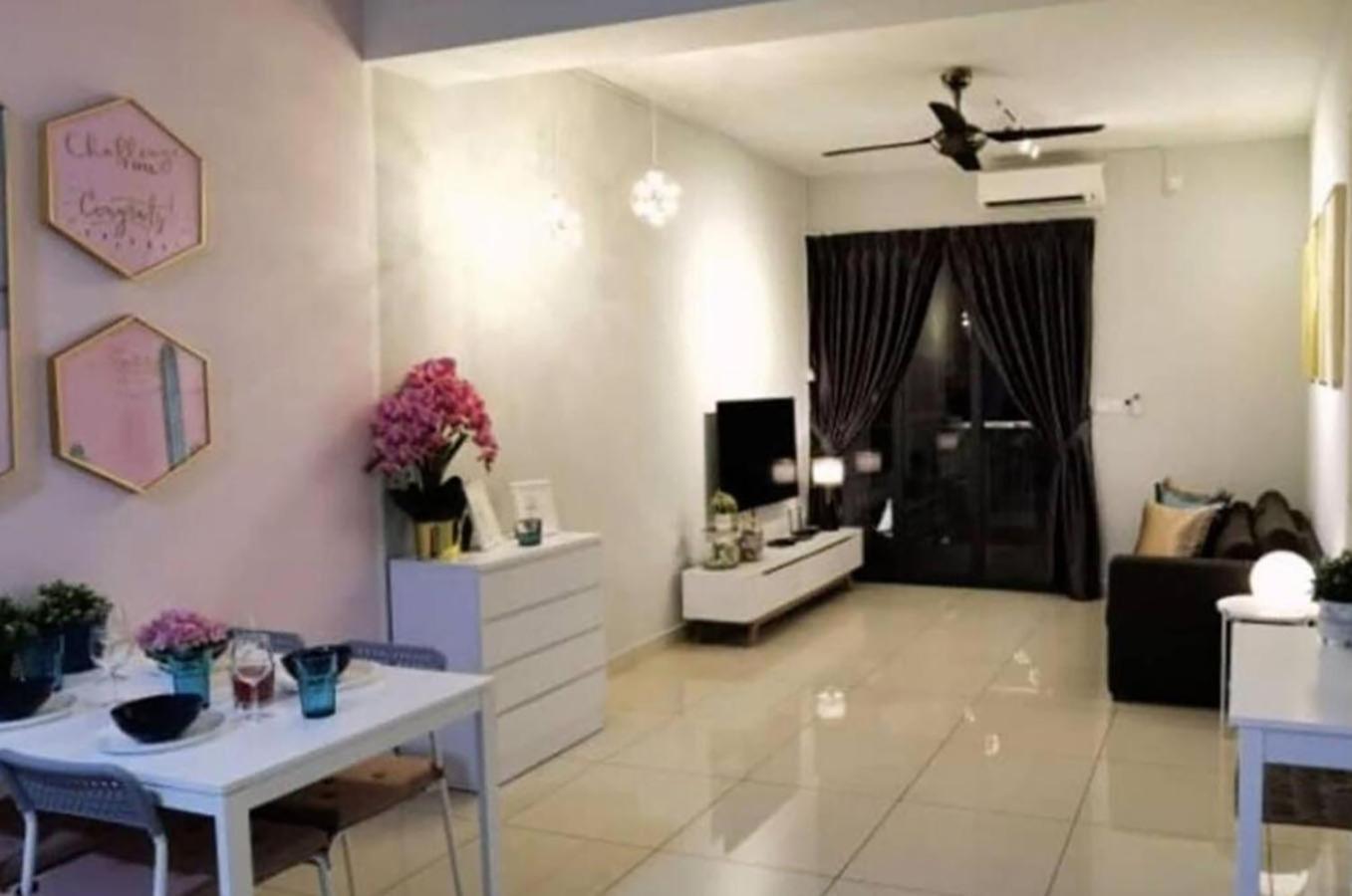 Romance Full House Three Premier Suite Butterworth Dış mekan fotoğraf